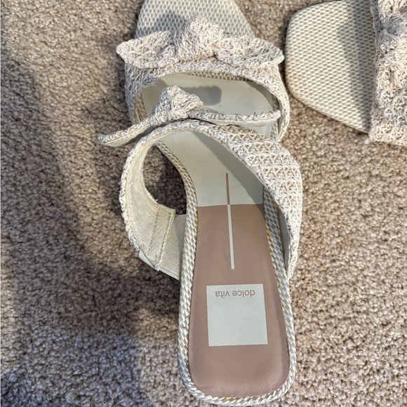 Dolce Vita Cream Woven Sandals - Picture 4 of 6